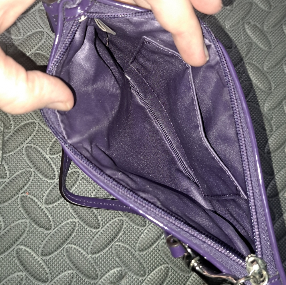 Coach purple liquid gloss patent leather wristlet - Picture 3 of 4